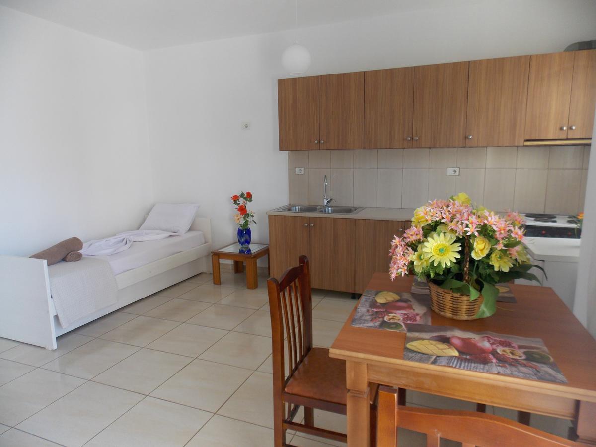Zeta'S Apartments Saranda Dış mekan fotoğraf